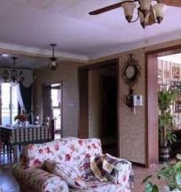 风来满屋香，自恋女显摆79平米带阁楼的乡村木屋