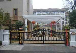 【风水知识】围墙大门风水有讲究