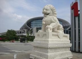 石雕狮子的摆放 法院门前为什么要摆石狮子