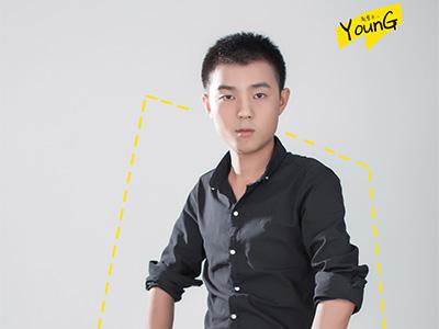 何强峰